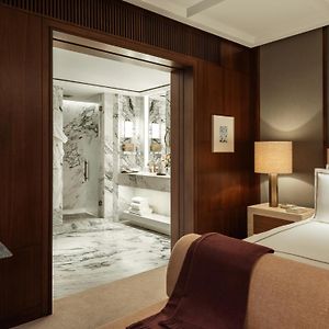 Deluxe Mews Suite